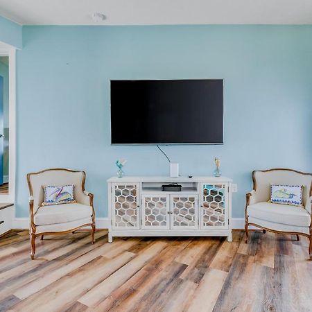 The Quirky Whale Villa Surfside Beach Exterior photo