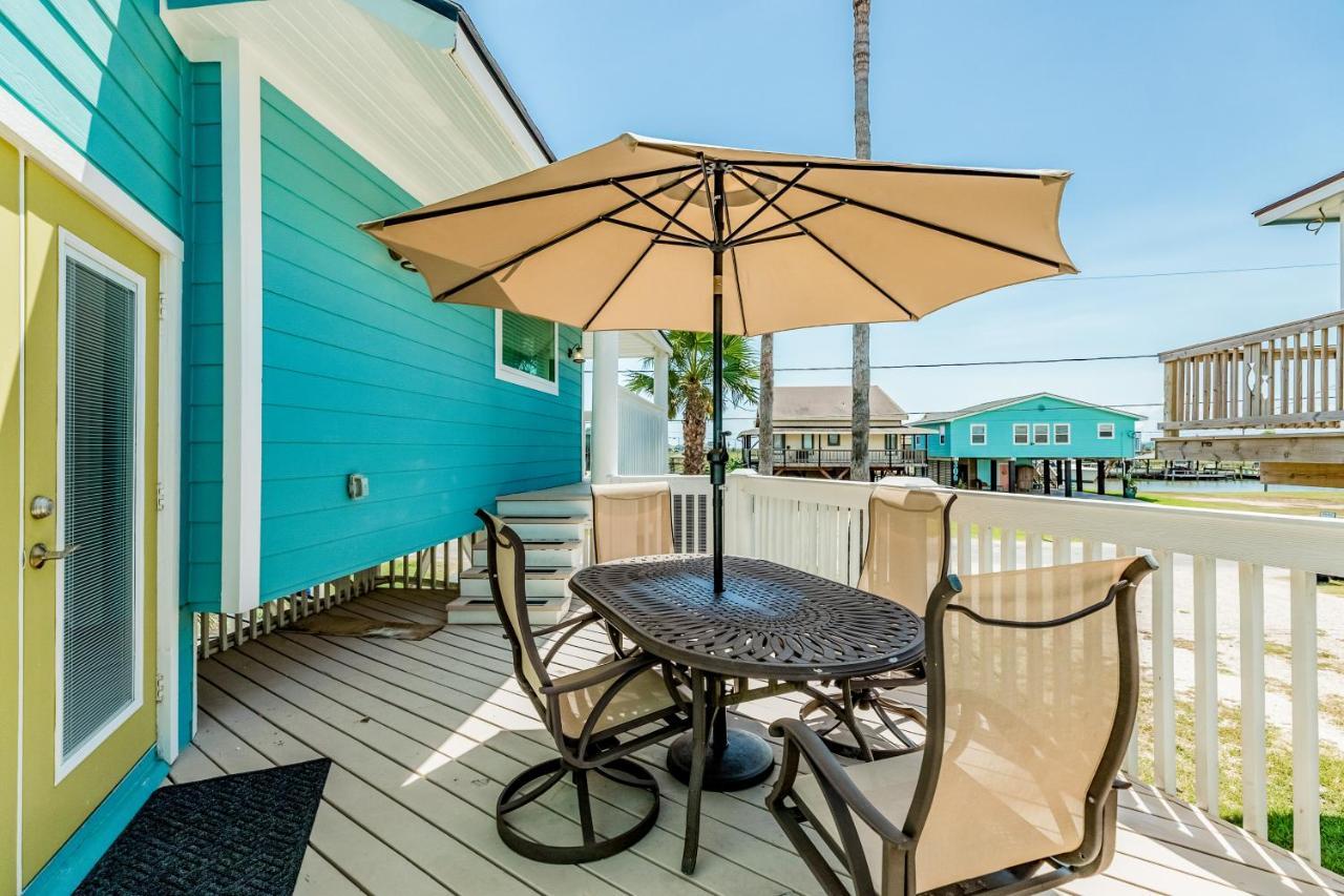 The Quirky Whale Villa Surfside Beach Exterior photo