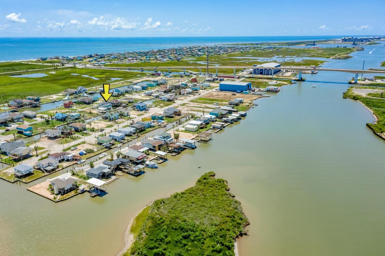 The Quirky Whale Villa Surfside Beach Exterior photo